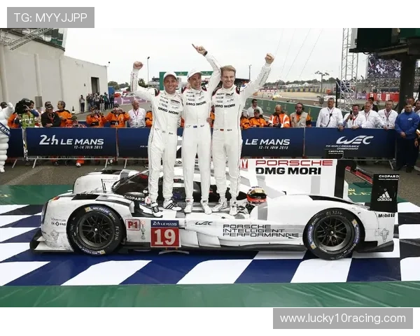 阿布扎比高温挑战，车手体能成关键