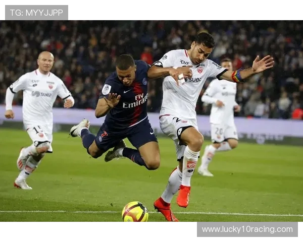 雷恩2-0客胜里尔，弗兰科夫斯基传射建功